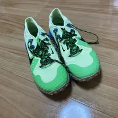 NIKE トレイル