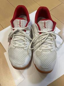 中古 バレーボールシューズ　ASICS　ゲルロケット11　27.0ｃｍ