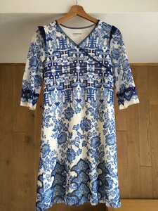 即決 美品 VIVIENNE TAM(ヴィヴィアンタム　パワーネット　　ワンピース３８ 　TM