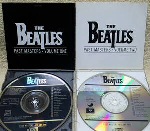 即決！送料230円●CD2枚セット ビートルズ Beatles Past Masters Vol.1は日本盤＋2はUS盤 アルバム未収録音源集 ヒット曲多数 リマスター前