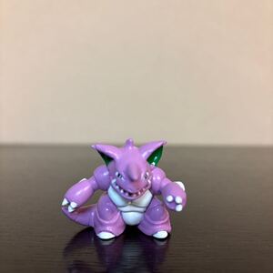 モンコレ 初期 第1弾 04 ニドキング 中古品 ポケモン フィギュア ポケットモンスター モンスターコレクション