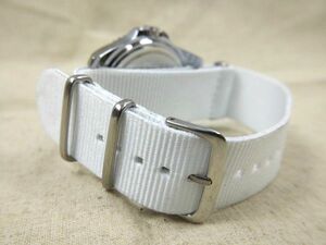 ナイロン製ミリタリーストラップ natoタイプ 布ベルト 腕時計 ホワイト 22mm