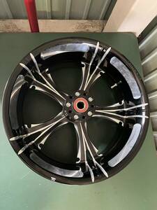 新品未使用ハーレー　パフォーマンスマシン　リアホイール　18×8.5