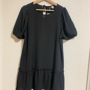 【未使用タグ付】H&M エイチアンドエム　半袖ワンピース レディース　EUR Mサイズ　ブラック　膝丈ワンピース