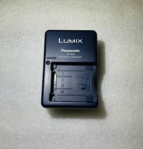 送料230円☆Panasonic LUMIX 充電器 DE-933A