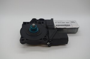 新品 BMW パワーウインドウモーター リア左側用 67626927025 DS010