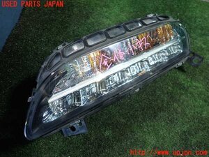 5UPJ-13071152]ポルシェ・パナメーラ(970M46)左コーナーランプ 中古