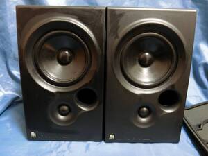 KEF Coda7