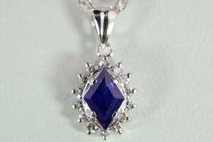 Ｎ42　美品　サファイア０．７７ｃｔ　ダイヤ０．１９ｃｔ　ｐｔ８５０　 ネックレス　４．０ｇ