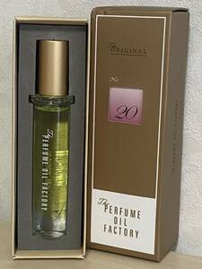 パフュームオイルファクトリー　The PERFUME OIL FACTORY　オリジナルパフュームオイル No.20　8ml 定価6720 Black tea 定形外は３００円