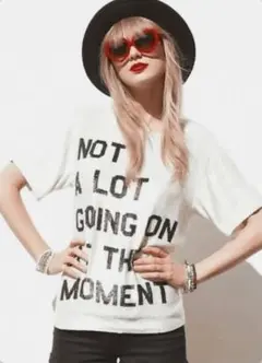 新品【テイラースウィフト】文字TシャツM D TAYLOR SWIFT