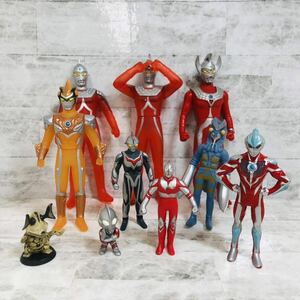 【訳あり】ウルトラマンタロウ　バルタン星人　ウルトラマンネクサスアンファン　ウルトラマンソフビ8体ウルトラ怪獣2体　合計10体