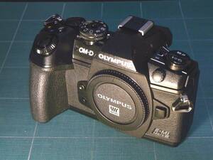 【美品】 OLYMPUS OM-D E-M1 iii (Mark III, Mark 3, M3) マイクロフォーサーズ オリンパス ※PRO機 ※OM-1のサブ機に