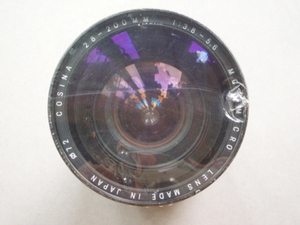 LENS-COSINA1　COSIN製レンズMC MACRO　28-200mm　φ72mm
