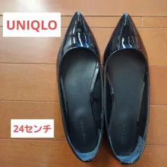 UNIQLO ブラック ポインテッドトゥ フラットシューズ