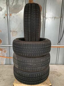 送料込み！215/60R17 BRIDGESTON EBLIZZAK VRX2 22年 7mm 中古スタッドレスタイヤ４本セット