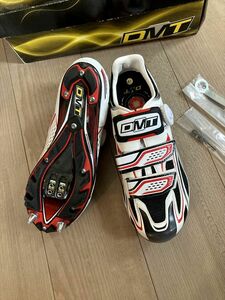 ★1セットのみ 未使用 DMT Centaurus MTBシューズ 41 SPD対応 白黒赤 カーボンソール BOAクロージャー 即決