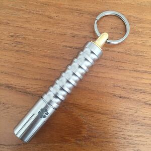 BETA QRv2 flashlight keychain 6/4 titanium チタン チタニウム フラッシュライト 検)surefire