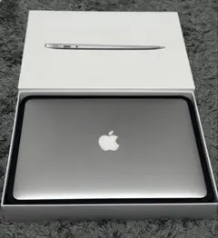 MacBook Air (13インチ, Early 2015)