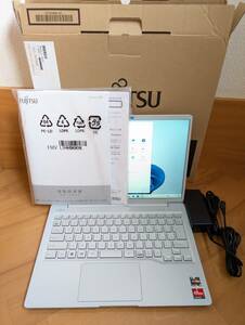 【新品同様：保証付】富士通 FMV LIFEBOOK MH55/J1 FMVM55J1S Ryzen 5 7520U/メモリ 16GB/SSD 256GB/14型 光沢/win11/office 24年2月製