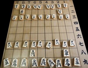 マグネット式将棋盤　　業務用将棋盤　　対局　同画像が複数載せてありますが　現品は１点のみ 早い者順になります　 　　将棋　　