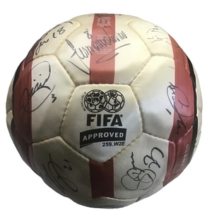 【超希少！ ガンバ大阪 初制覇 2005 J リーグ】 V1 主要 メンバー サイン入 サッカーボール / NAKI FIFA official 259.W2E セリエ A 試合球