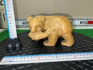 【木製品　置き物　小さいクマさん】