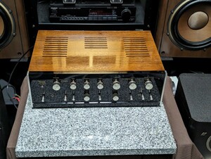 SANSUI　au-888 プリメインアンプ　他修理致します。最近海外製トランジスタを乱用した、粗悪な修理、オーバーホール品が横行しております