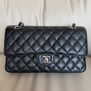 新品未使用 ※CHANEL シャネル※ A01112 ダブルフラップマトラッセ シルバー金具 キャビアスキン ショルダーバッグ ハンドバッグ