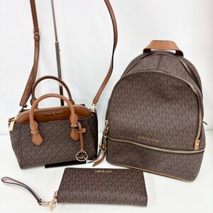 【美品/3点まとめ】MICHAEL KORS マイケルコース バックパック 2WAYバッグ 長財布 K96