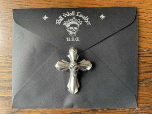 ★送料無料★新品未使用★ビルウォールレザー・2005 Cross with Good Luck Skull Pendant　PN906