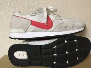 NIKE WMNS VENTURE RUNNER size-26.5cm 中古 箱無し 送料無料 NCNR