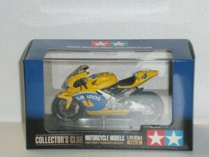 1/24 No.4 TAMIYA Team Honda Pons RC211V 