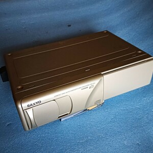 SANYO 日本製 CDチェンジャー CDF-C61J3 6連奏 6DISK 本体 マガジン MGN-100 オーディオ カーステ 現状品 (CDF-MS10 CDF-MS11 Panasonic)