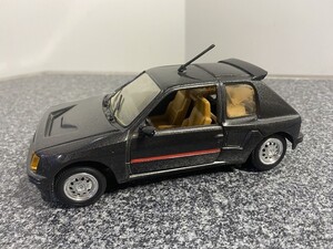 124 レベル プジョー　205　ターボ16　REVELL PEUGEOT