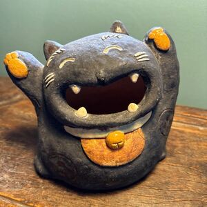古陶器　黒猫の置物