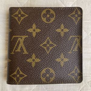 アンティーク. LOUIS.VUITTON.PARIS. madeｉnｆraｎCｅ.ルイビトン.折畳み財布.カ-ド入れ.全て純正.完品.箱付き.開いた横幅.約20.7cmです。