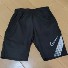 Nike DRI-FIT ブラックショートパンツ XS