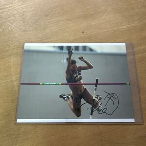 ☆ エレーナ・イシンバエワ 直筆サインフォト/写真 棒高跳 Yelena Isinbayeva　サイズ　約40x30㎝