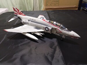 タミヤ　1/48 F-4B ファントム2 （完成品）