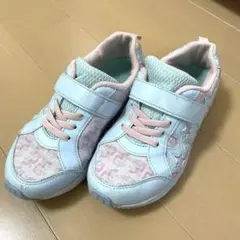 瞬足スニーカー♡運動靴　NIKE ニューバランス　スーパースター　asics