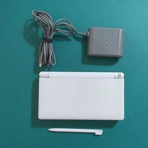 E02【中古・良品】ニンテンドーDS Lite Crystal White