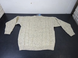 新品 未使用品 ニット セーター Lサイズ aran WOOLLEN MILLS メリノウール100％ アイルランド製 ベージュ×グレー　管理番号1170