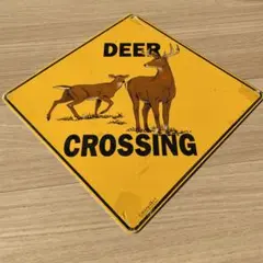 Deer Crossing 標識