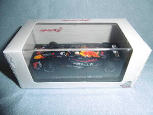 未開封新品 スパーク 1/64 Y254 Oracle Red Bull Racing RB18 #1 2022