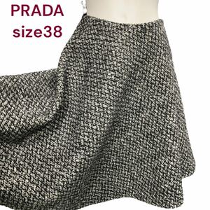 美品　プラダ　ツイード　フレアスカート　38、M、9号 PRADA