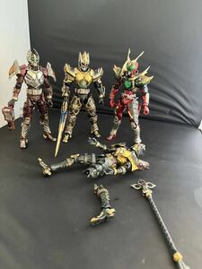 1円〜　S.I.C SIC フィギュア　仮面ライダー　ブレイド　4体セット　一部破損　中古　ジャンク