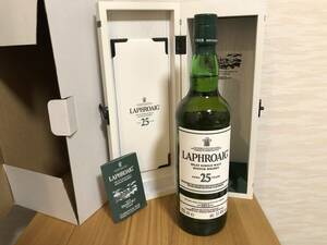 希少！ラフロイグ 25年／アイラ モルト カスク ストレングス 51,4 % 700ml／LAPHROAIG ISLAY SINGLE MALT AGED 25 YEARS CASK STRENGTH