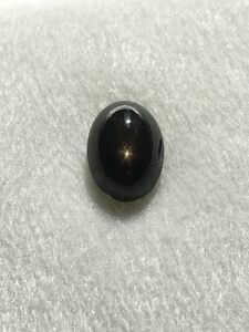 ●大粒ブラックスターサファイア 約３.１５ｃｔ になります●