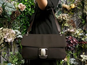 ●超美品●Salvatore Ferragamo フェラガモ●ヴァラ●ナイロン カーフ レザー 本革●ショルダー バッグ●ダークブラウン●SV金具●Js50737